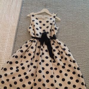 J Crew navy polka dot a line 👗 - quirky & fun!